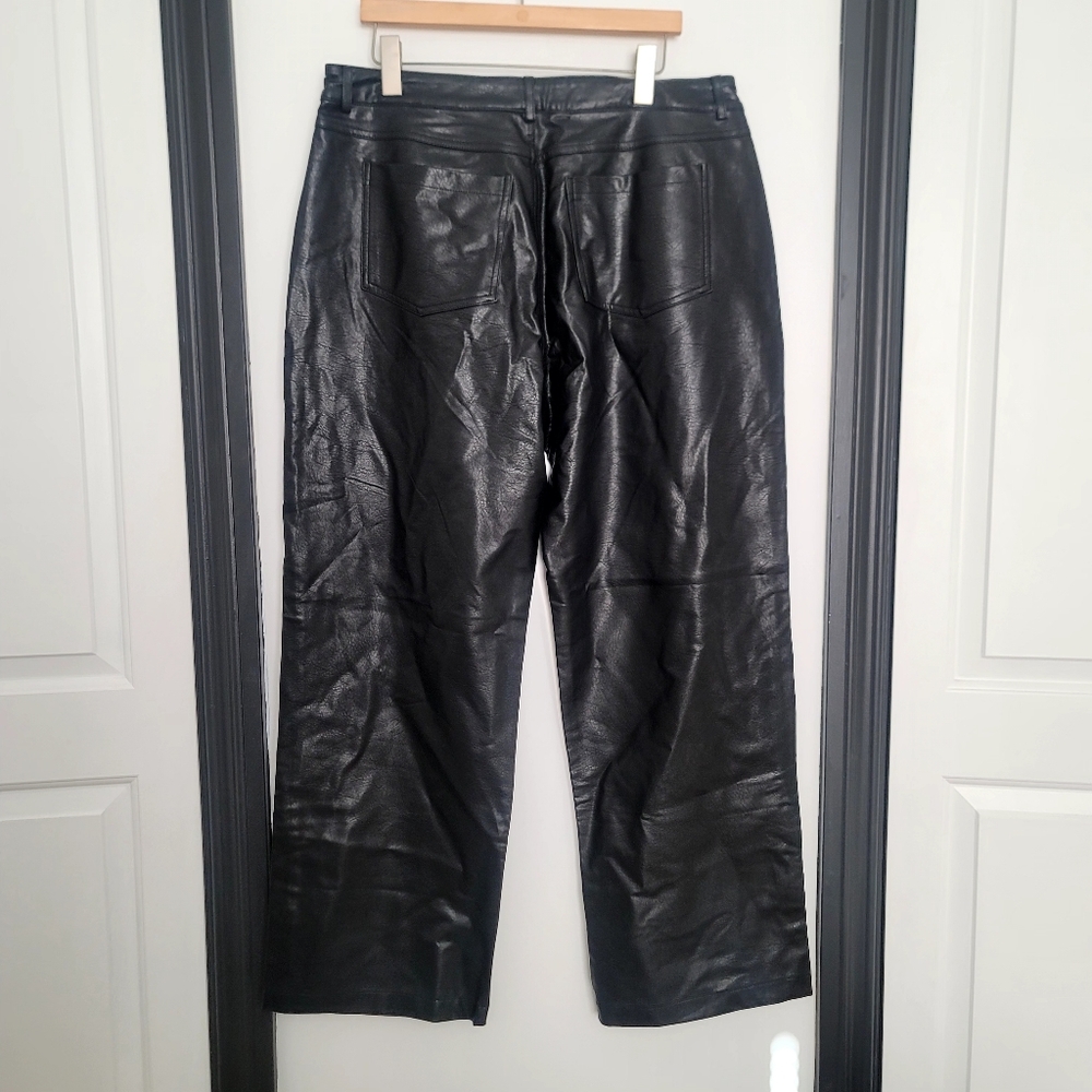 NWT White Fox Boutique "Bring The Style" Wide Leg PU Pants - Size XL Y2k - Picture 4 of 17